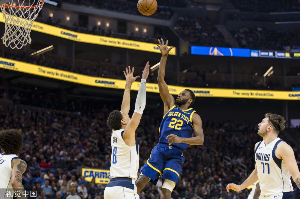 媒体上引起 媒体上引起