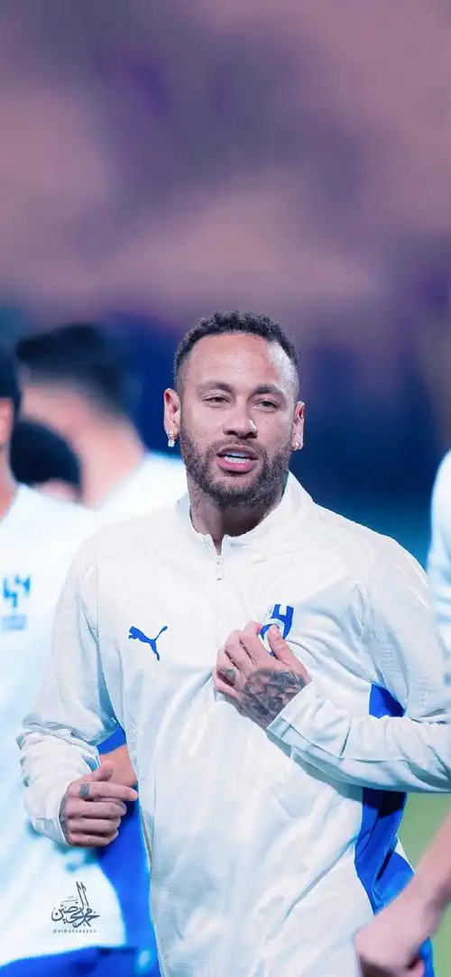 出了他們的 出了他們的