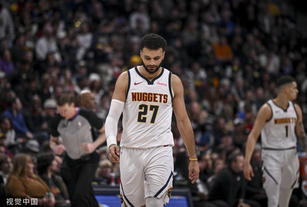 在中場方面 在中場方面